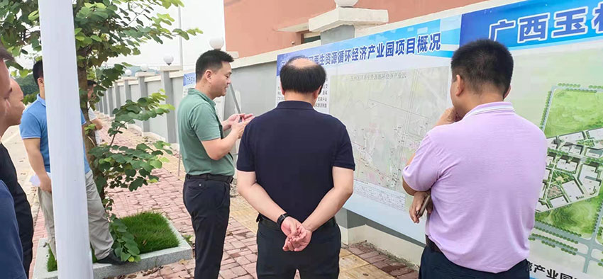金凱地總經(jīng)理龐仲達帶領團隊前往廣西玉林市玉州區(qū)考察 金凱地總經(jīng)理龐仲達帶領團隊前往廣西玉林市玉州區(qū)考察